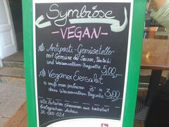 A menu of Symbiose