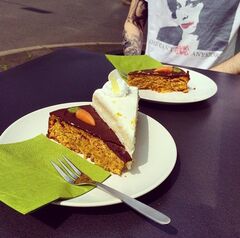 A photo of Carrot/Cake