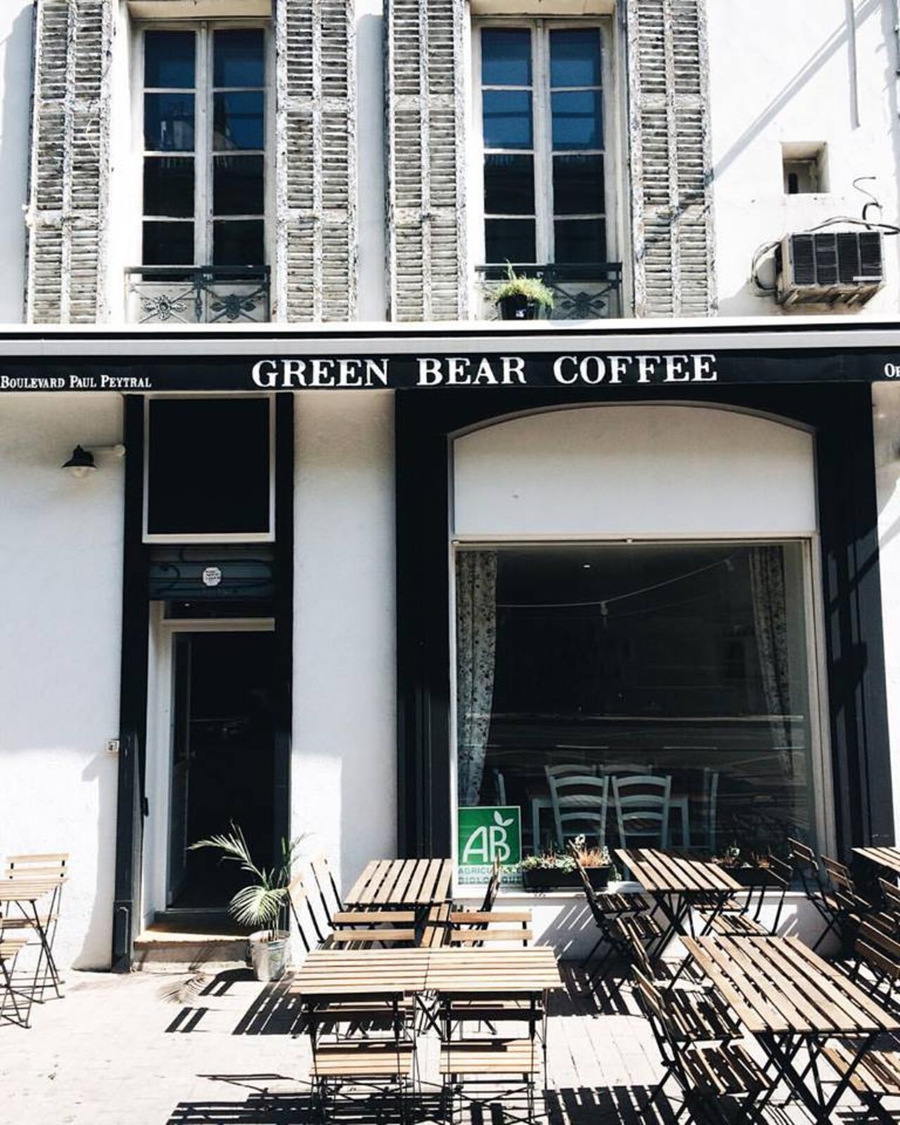 A photo of Green Bear Coffee - Canebière