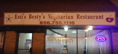 A photo of Esti's Besty's Vegetarian Restaurant