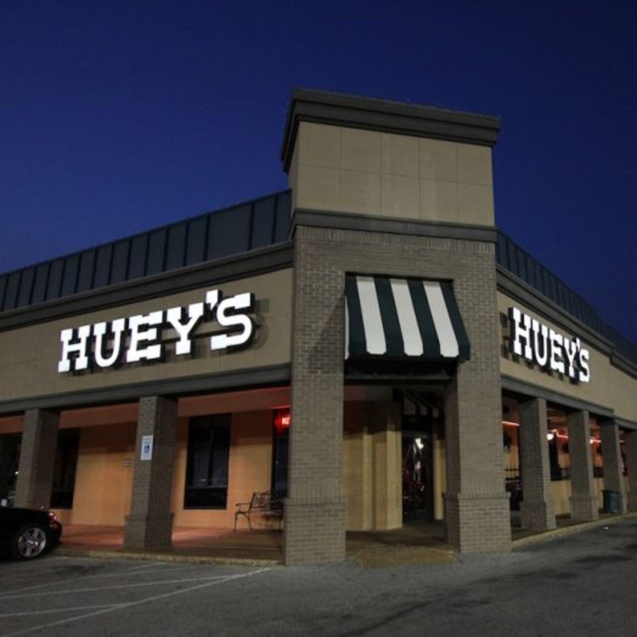 A photo of Huey's