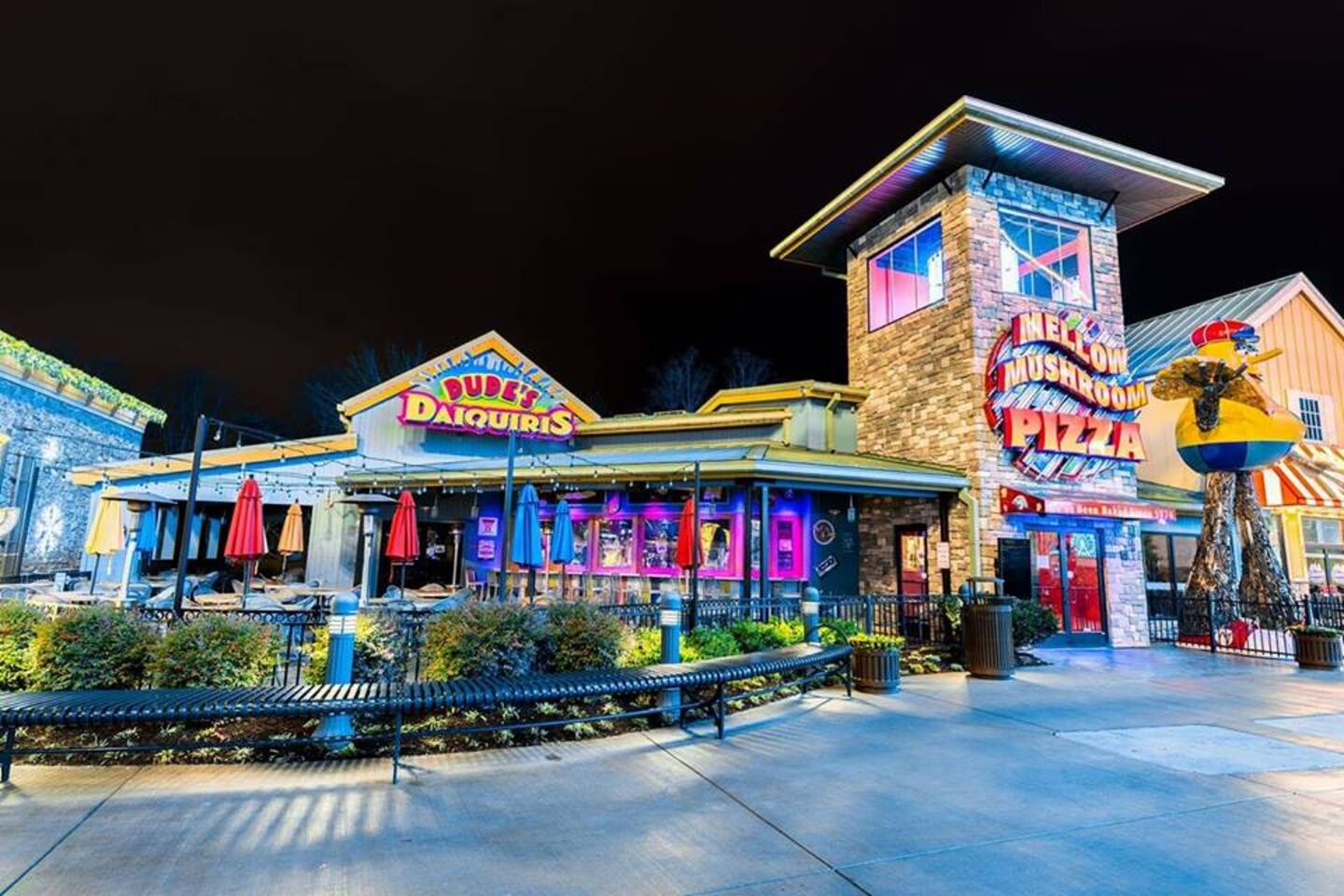 A photo of Mellow Mushroom, Island in Pigeon Forge
