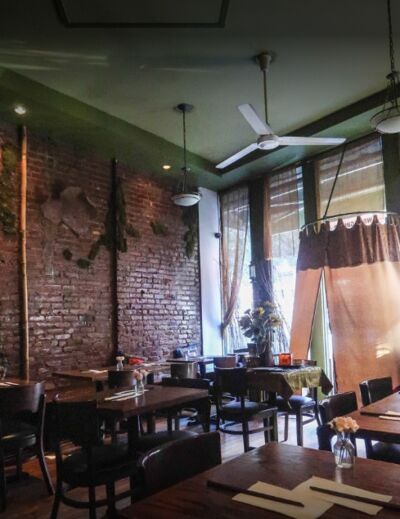 A photo of LuAnne's Wild Ginger, Little Italy