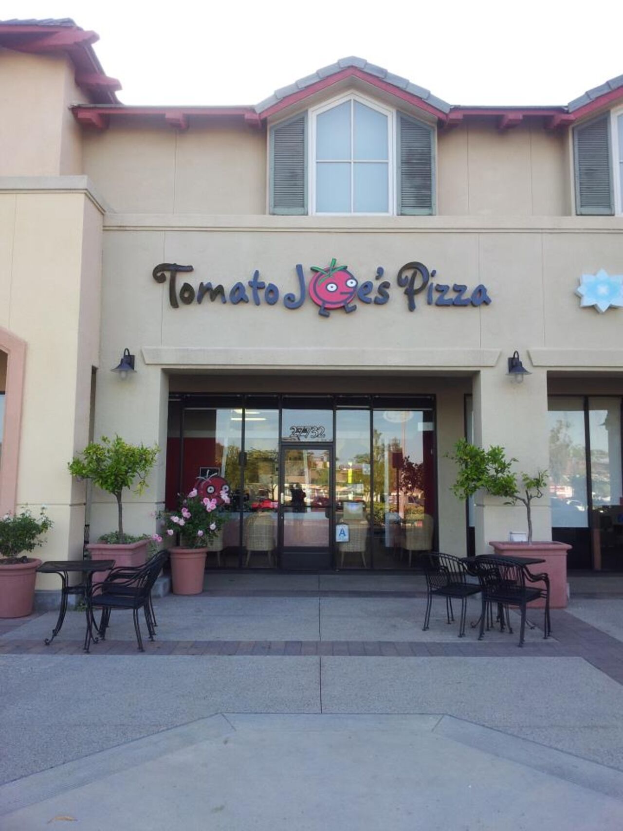 A photo of Tomato Joe's Pizza