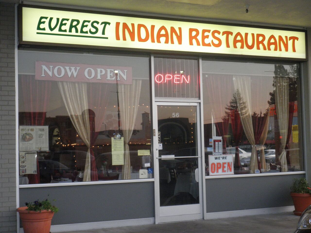 A photo of Everest Indian Restaurant