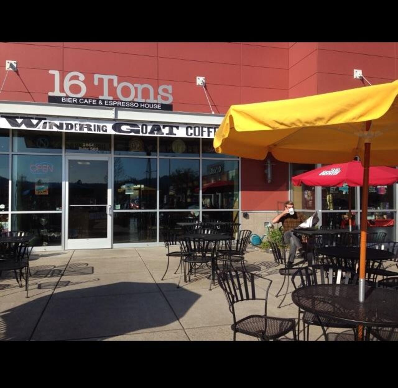 A photo of 16 Tons Cafe