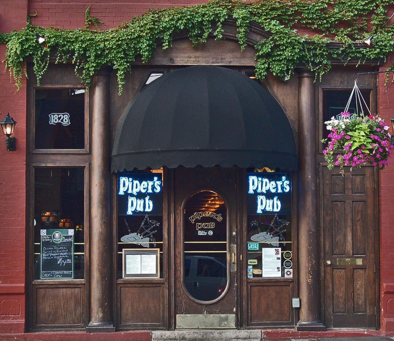 A photo of Piper's Pub