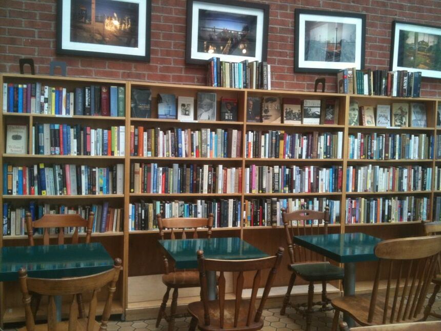 Book Trader Café
