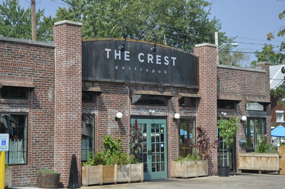 The Crest, Clintonville