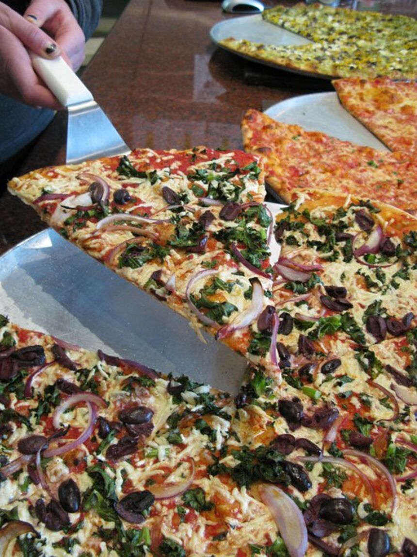 A photo of Hotlips Pizza