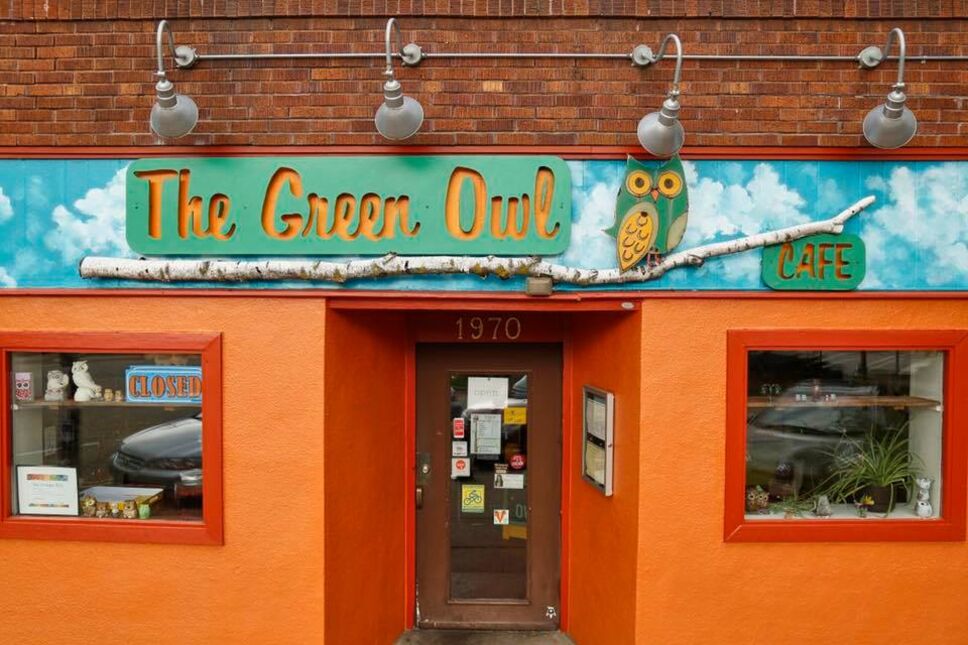 The Green Owl Café