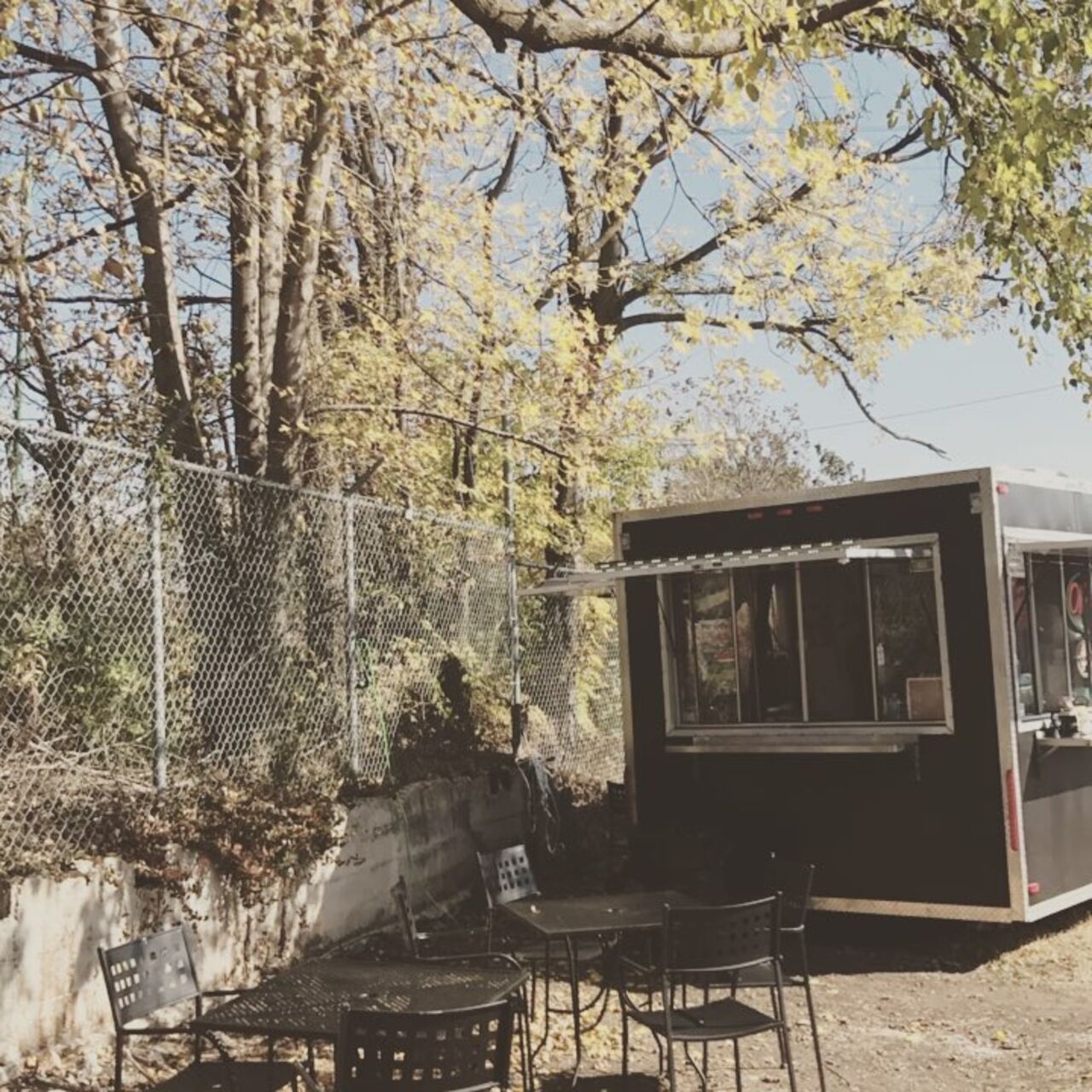 A photo of Skully's Food Truck
