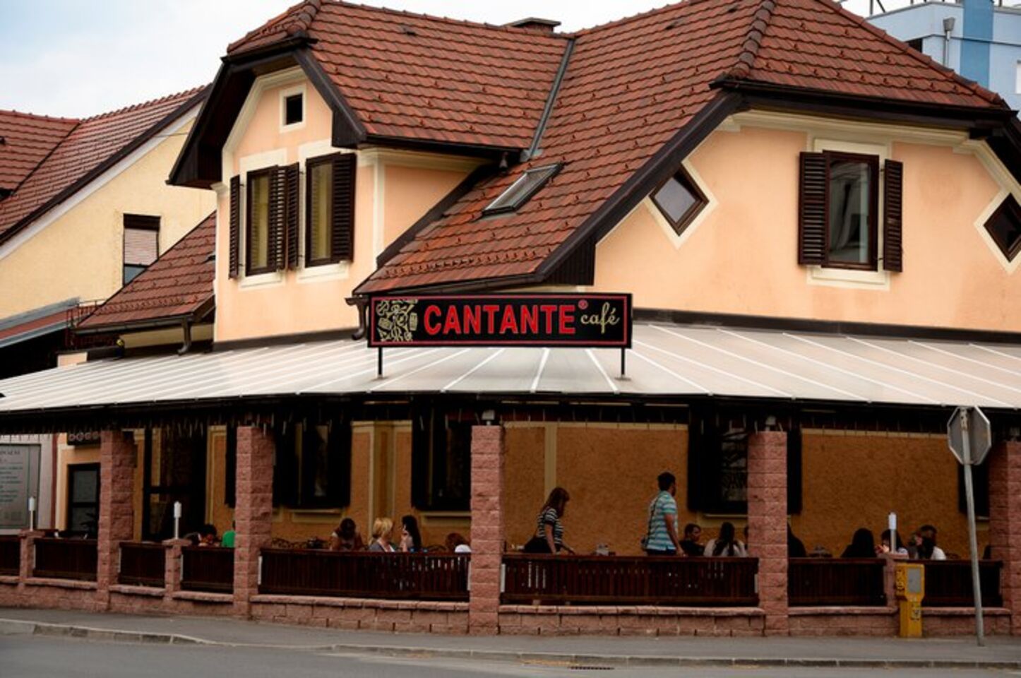 A photo of Cantante Café