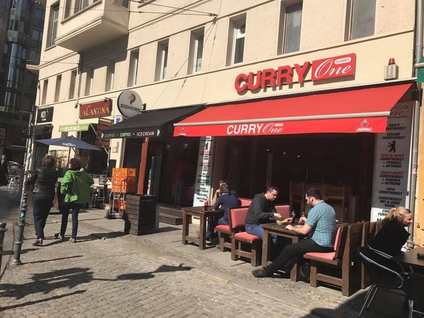 Curry One, Oranienburgstraße