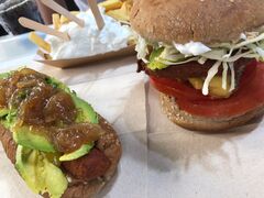 A photo of Burger Mel, Benavides
