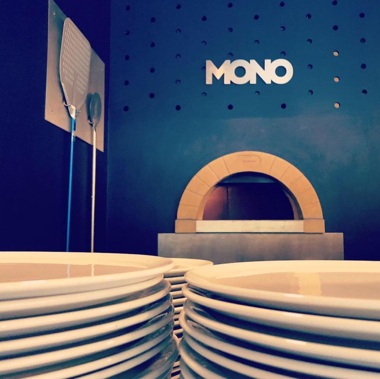 A photo of Mono