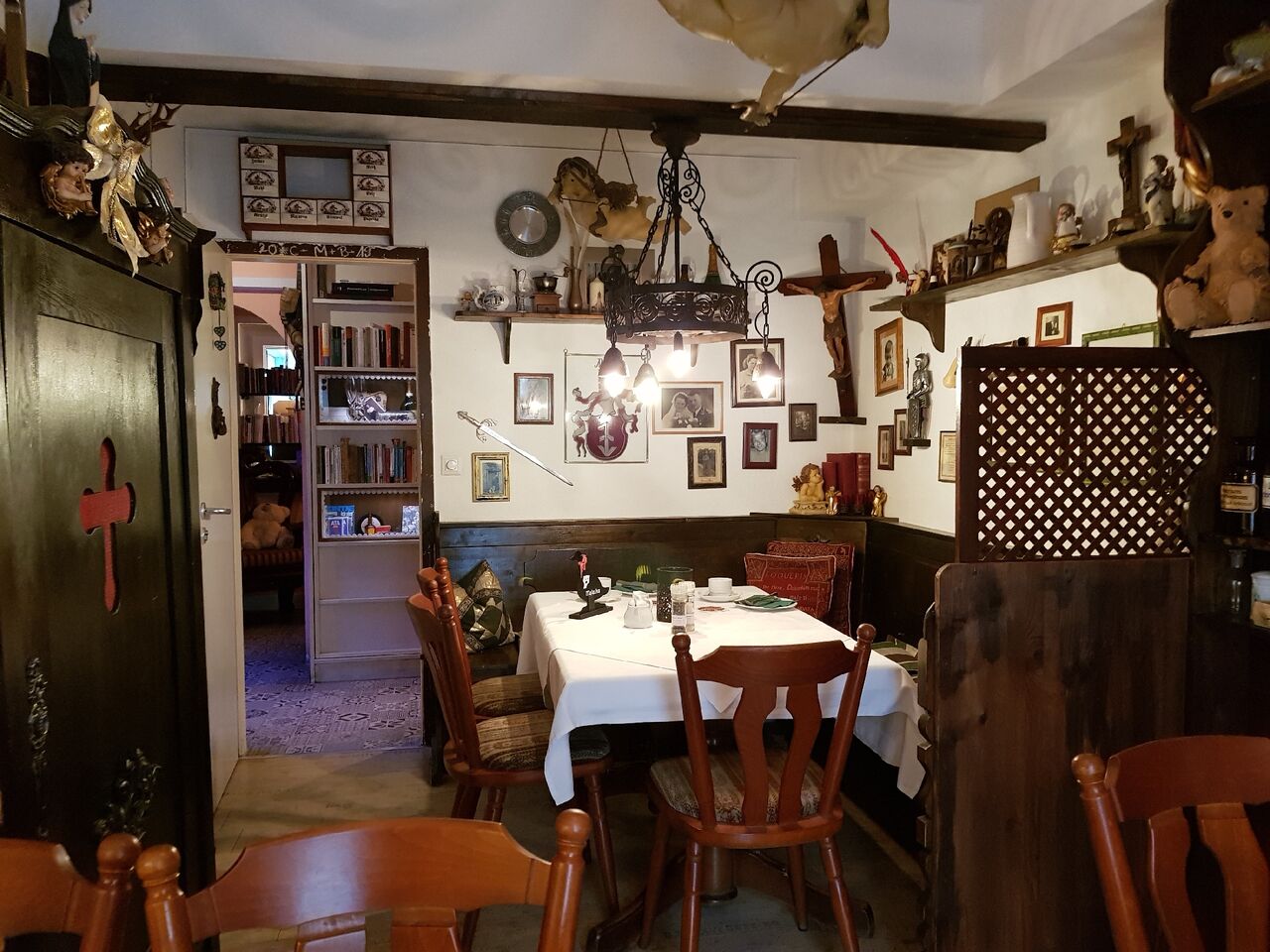 A photo of Oma’s Küche & Quartier