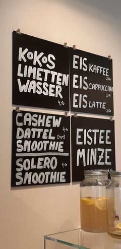 A menu of Frankfurter Pause
