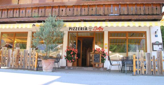 A photo of Pizzeria Jolly