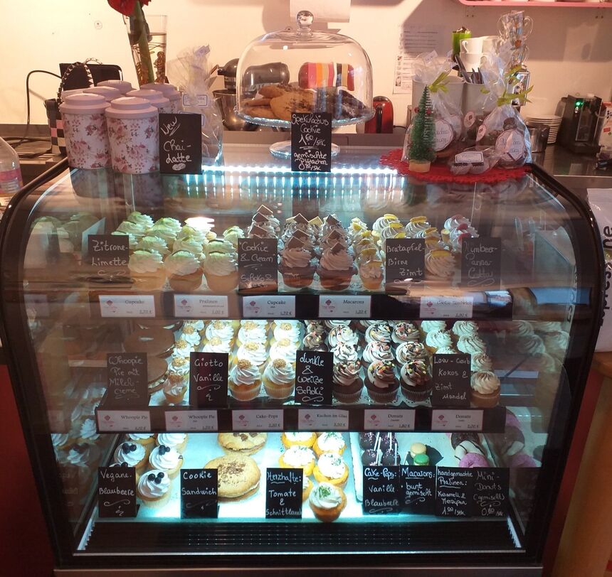 A photo of Danys Cupcakery