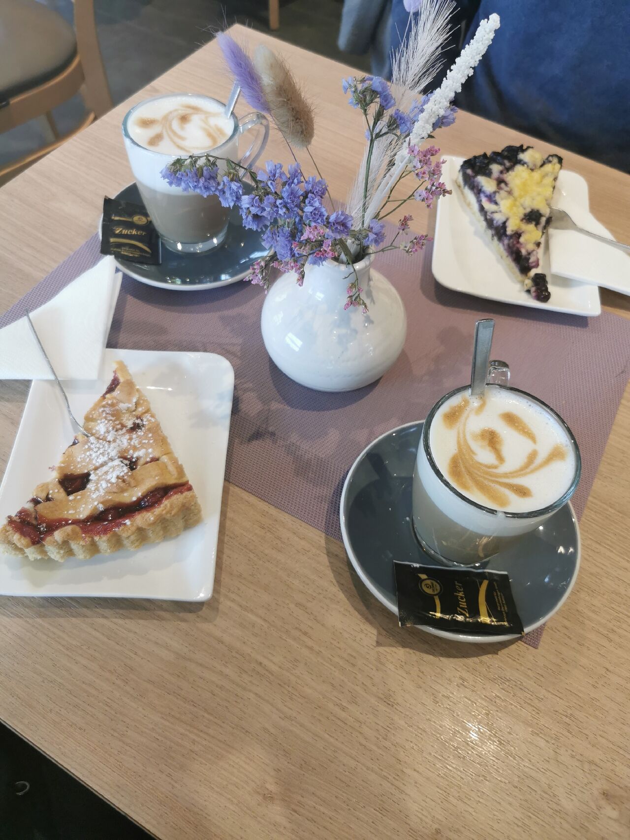 A photo of Cafe Jolie am Donaumarkt